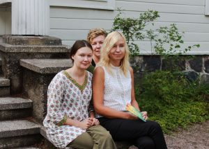 Varja Arola, Anniina Ljokkoi ja Triin Soomets